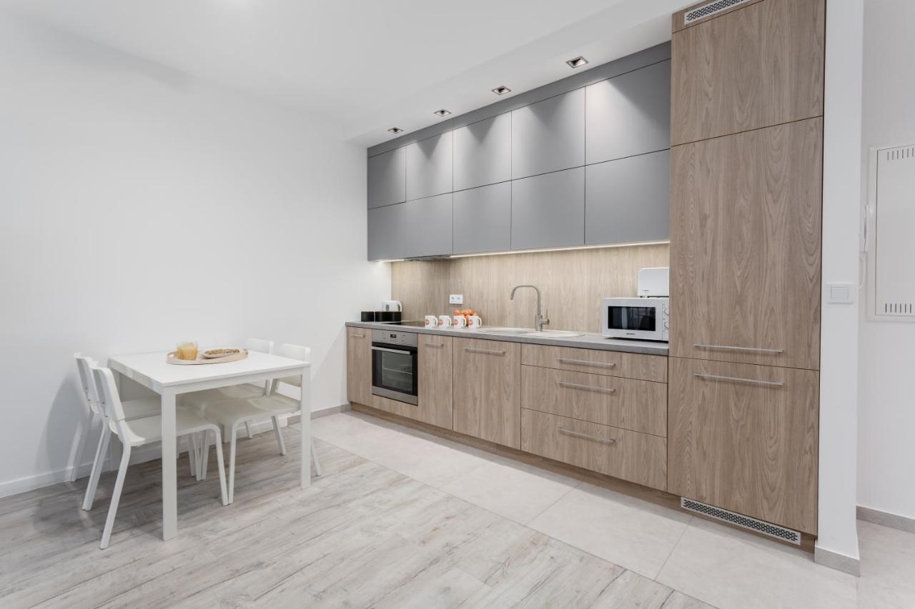 Chill Apartments Family Apartments Варшава Екстериор снимка
