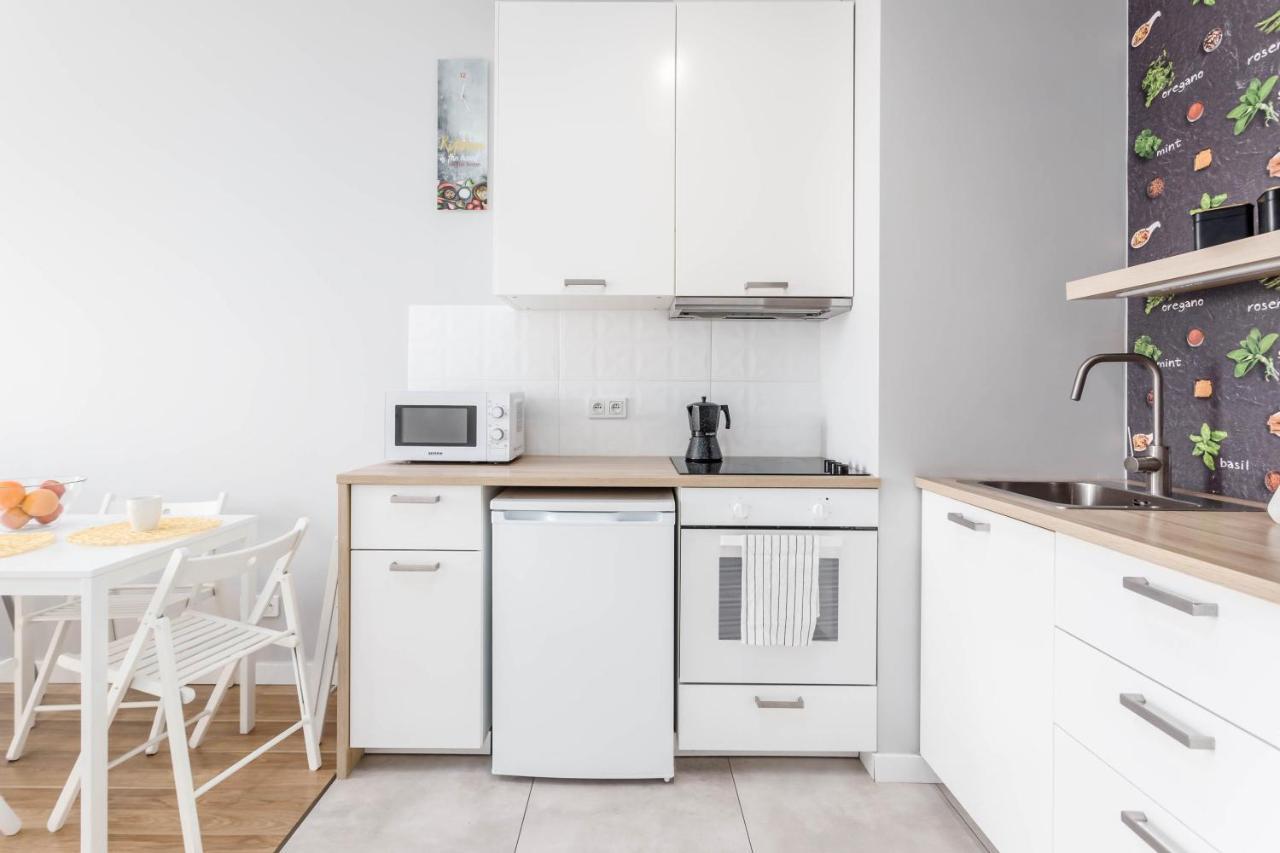 Chill Apartments Family Apartments Варшава Екстериор снимка