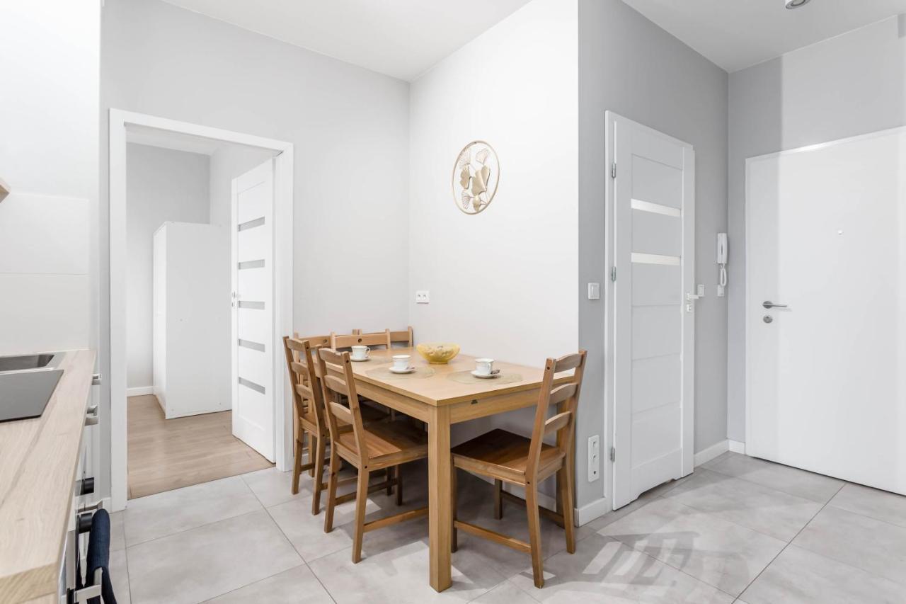 Chill Apartments Family Apartments Варшава Екстериор снимка