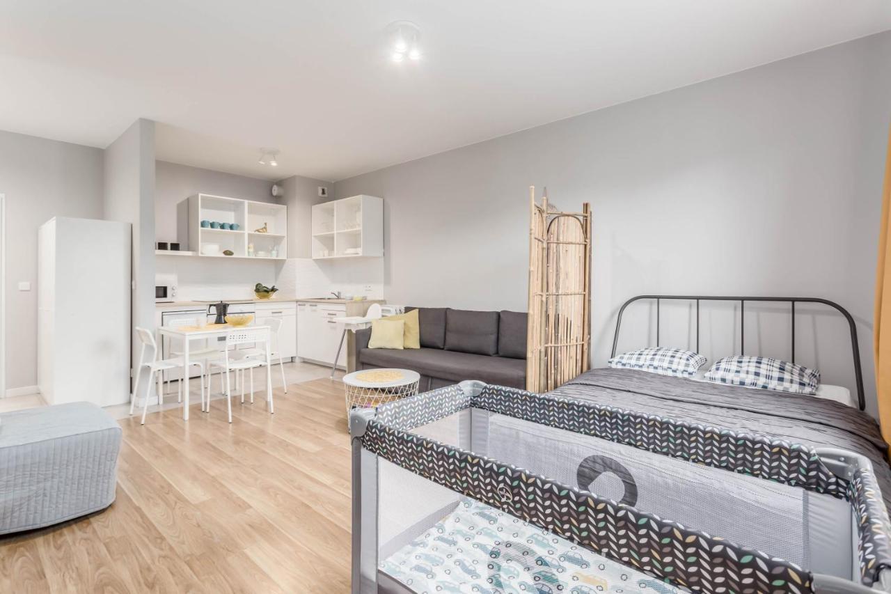 Chill Apartments Family Apartments Варшава Екстериор снимка