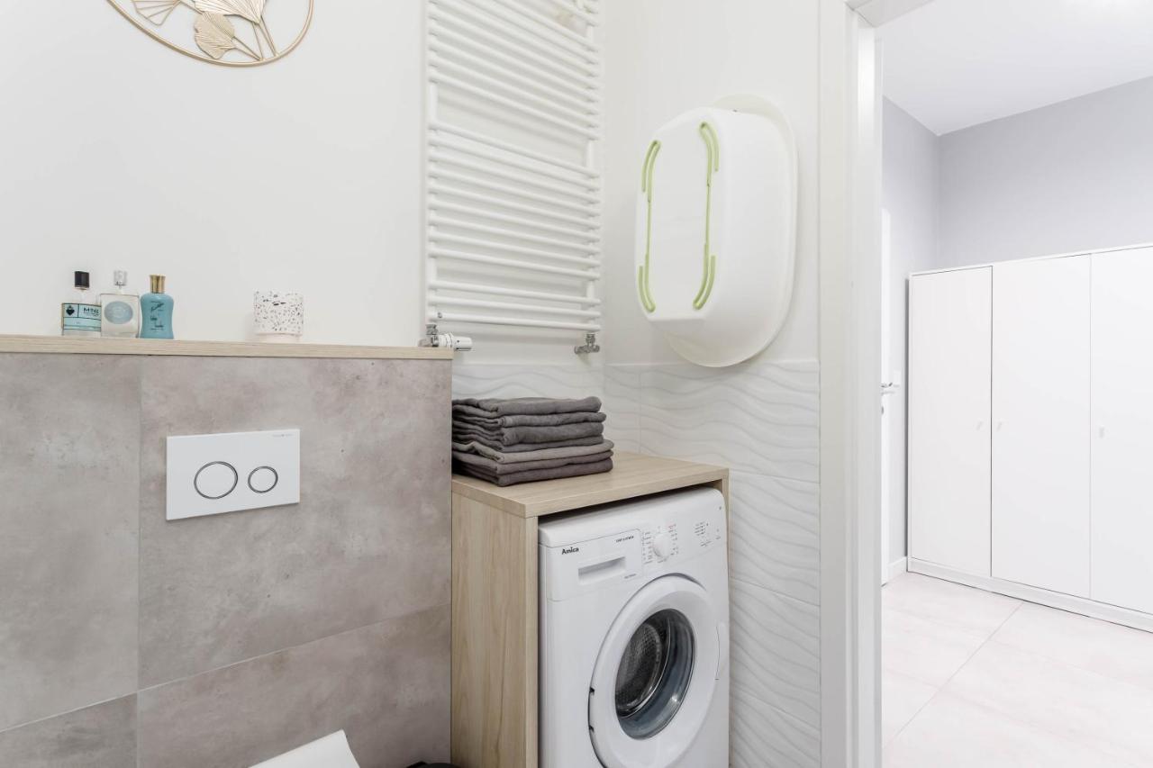 Chill Apartments Family Apartments Варшава Екстериор снимка